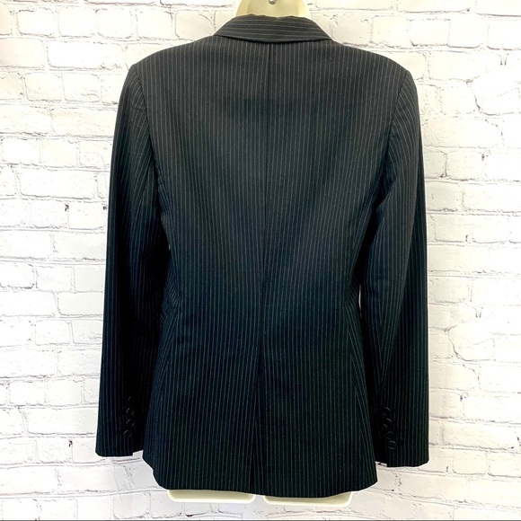 BCBG MAX AZRIA BLACK PINSTRIPE BLAZER JACKET SZ 2 - Picture 5 of 6